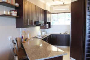 Southbroom - Accommodation - Private Flat for Rent - Fully Equiped Modern Kitchen